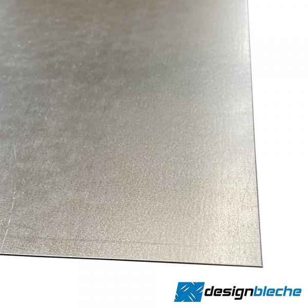U-Profil aus Stahl verzinkt 1,5mm Stärke